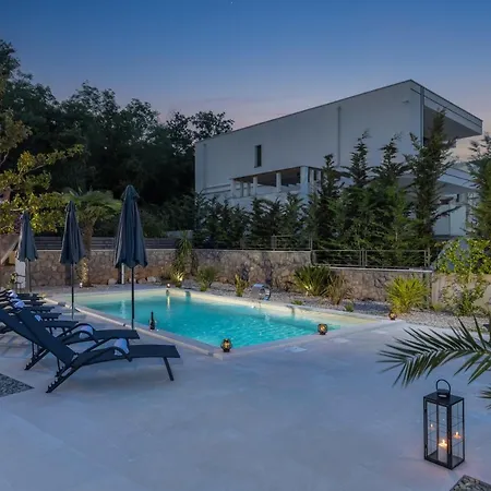 Villa Adriatic, Apartment Chiara With Sea View And Heated Swimming Pool, Free Private Parking, Icici Exterior photo