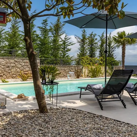 Villa Adriatic, Apartment Chiara With Sea View And Heated Swimming Pool, Free Private Parking, Icici Exterior photo